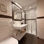 Boutique Alpenhof 3*