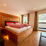 Boutique Alpenhof فندق سانكت مارتن ام تنيسي