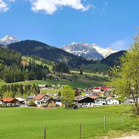 Boutique Alpenhof 圣马丁安提奈各布里奇