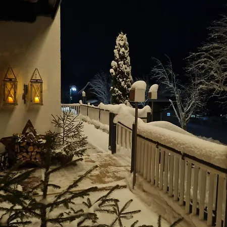 Boutique Alpenhof Hotel 3*