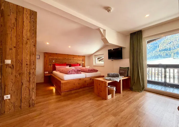 Hotell Boutique Alpenhof 3*