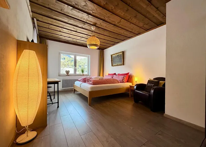 Boutique Alpenhof Hotell 3*